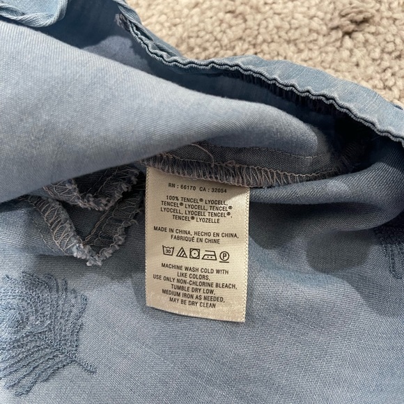 Holding Horses brand chambray dress tie waist embroidered,  size small. - Picture 12 of 14